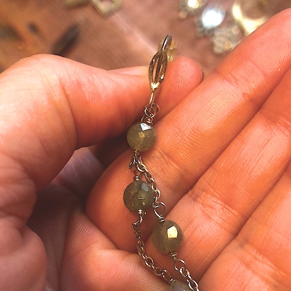 Green jasper & silver earrings - Picture 3 of 3